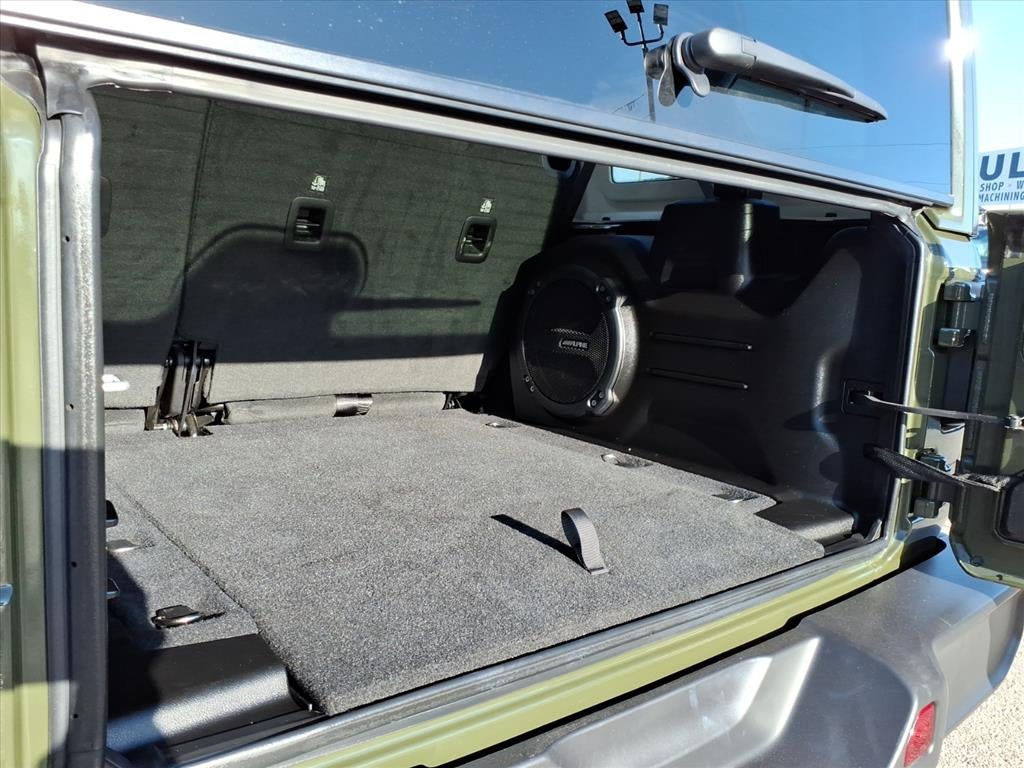2022 Jeep Wrangler Unlimited Sahara 4x4