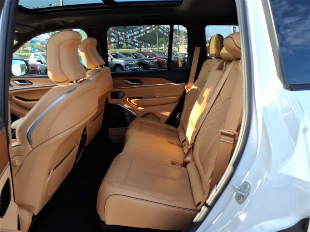 2023 Jeep Grand Cherokee Summit Reserve 4x4