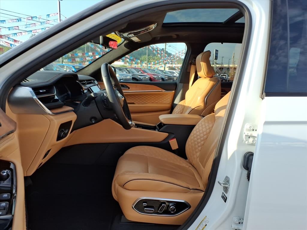 2023 Jeep Grand Cherokee Summit Reserve 4x4