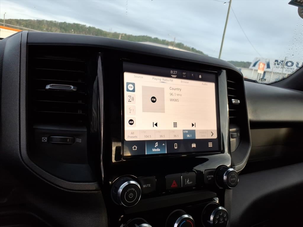 2025 RAM 1500 Tradesman Quad Cab 4x4 6'4" Box