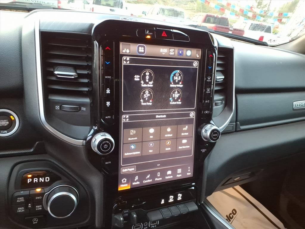 2025 RAM 1500 Big Horn Crew Cab 4x4 5'7" Box