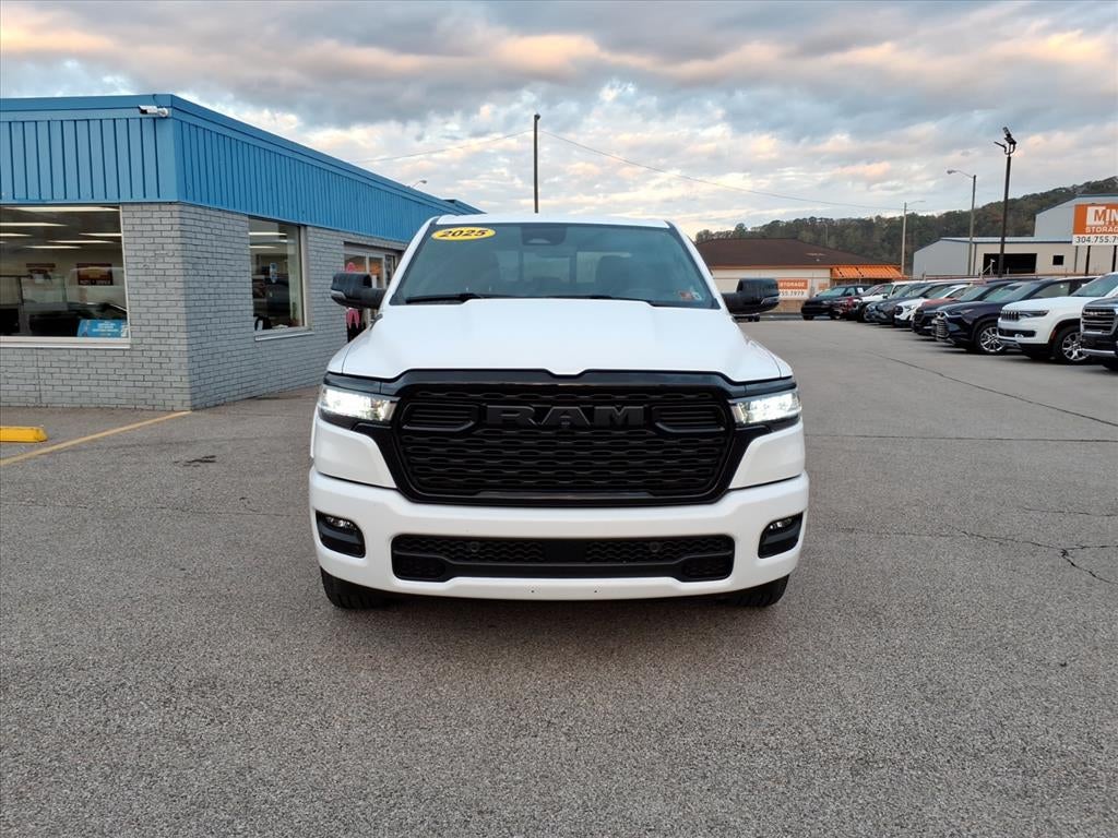 2025 RAM 1500 Big Horn Crew Cab 4x4 5'7" Box