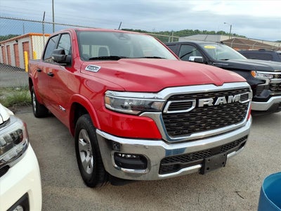 2025 RAM 1500 Big Horn Crew Cab 4x4 5'7" Box