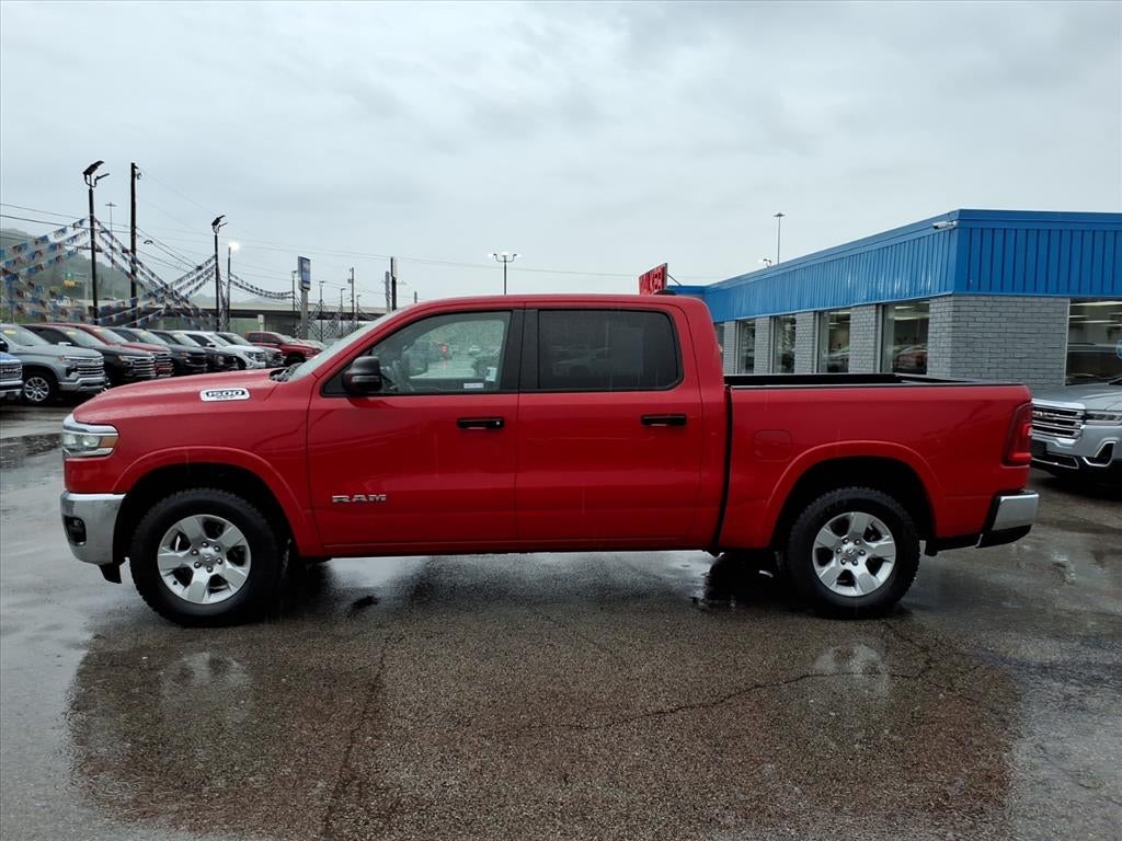 2025 RAM 1500 Big Horn Crew Cab 4x4 5'7" Box