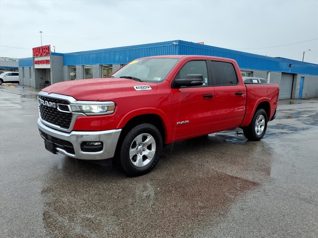 2025 RAM 1500 Big Horn Crew Cab 4x4 5'7" Box