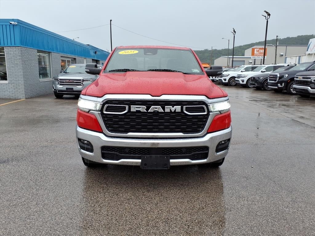 2025 RAM 1500 Big Horn Crew Cab 4x4 5'7" Box