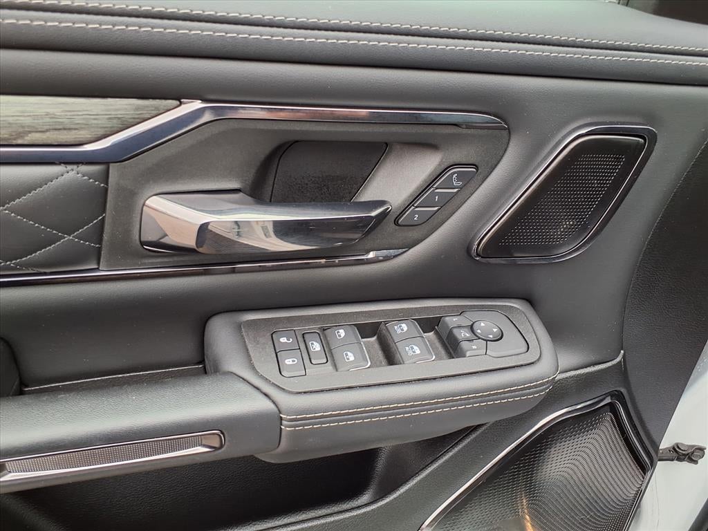 2025 RAM 1500 Limited Crew Cab 4x4 5'7" Box