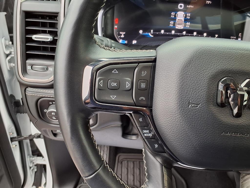 2025 RAM 1500 Limited Crew Cab 4x4 5'7" Box
