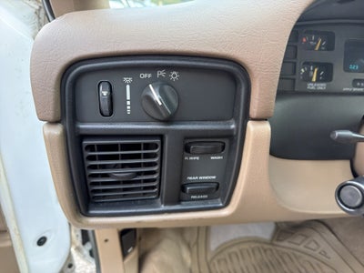 1994 Chevrolet Caprice Classic Base
