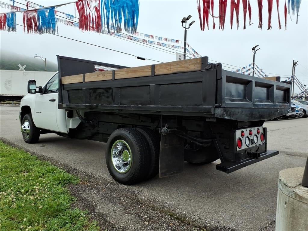 2011 Chevrolet Silverado 3500 HD Chassis Cab WT