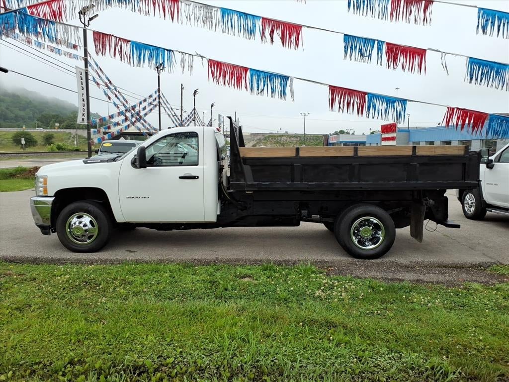 2011 Chevrolet Silverado 3500 HD Chassis Cab WT