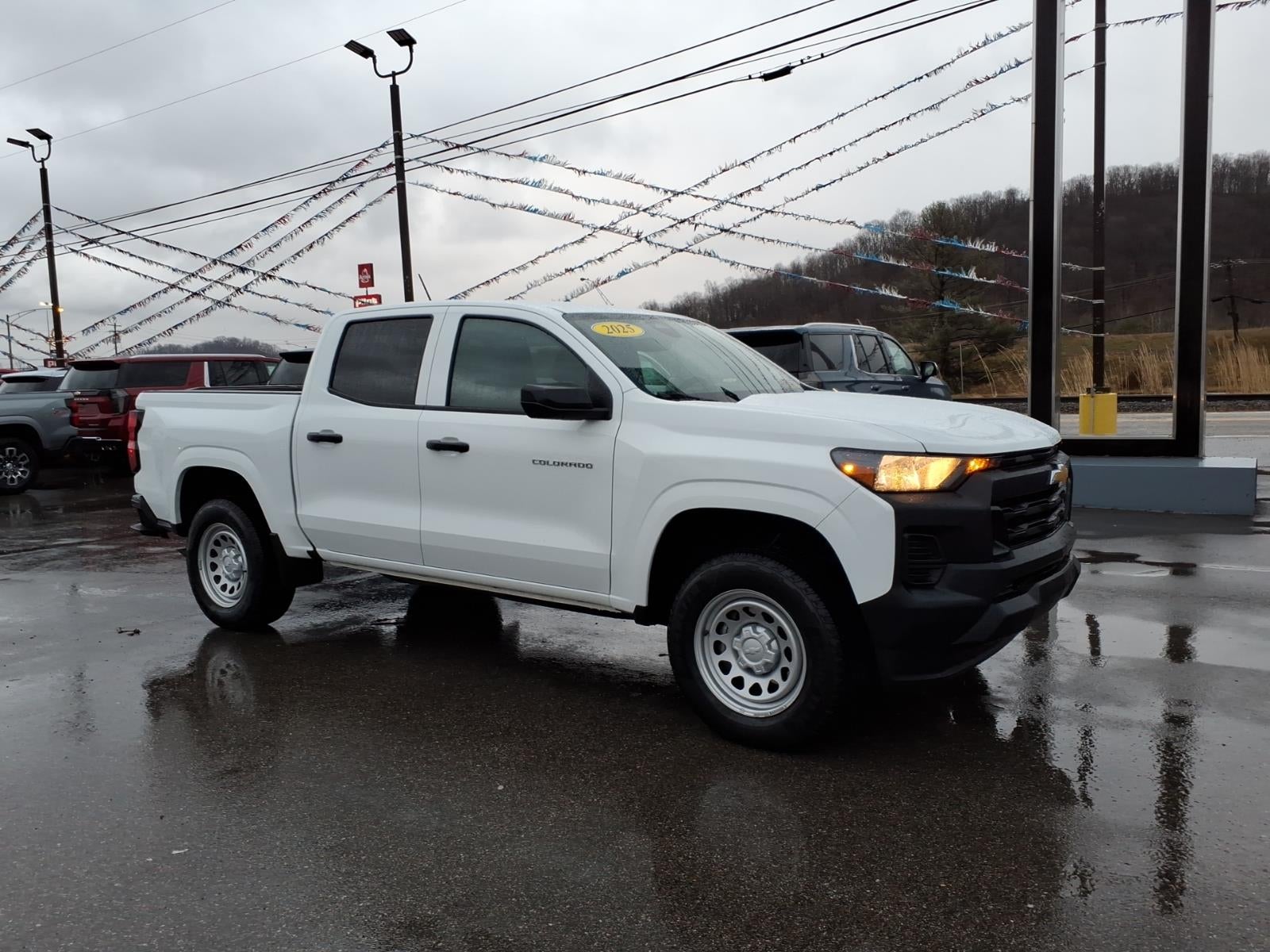 2025 Chevrolet Colorado WT/LT