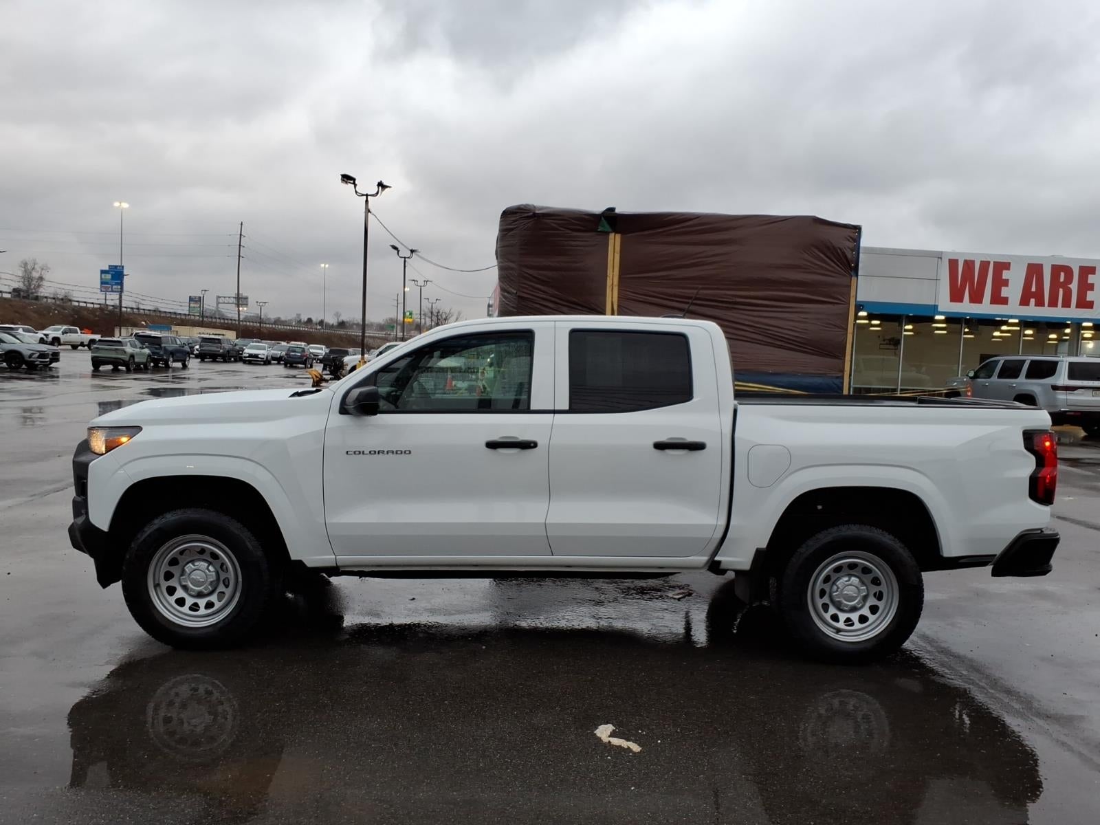 2025 Chevrolet Colorado WT/LT