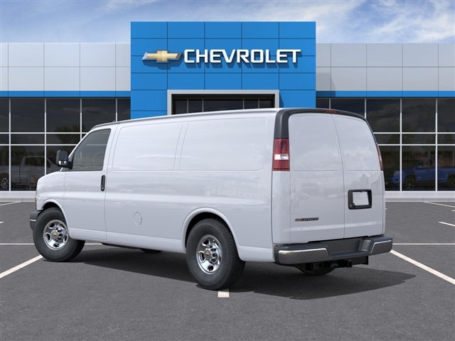 2025 Chevrolet Express Cargo WT