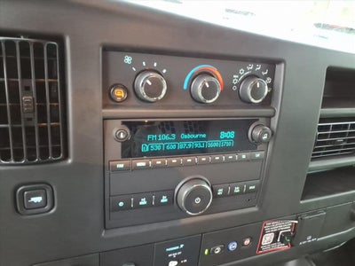 2025 Chevrolet Express Cargo WT