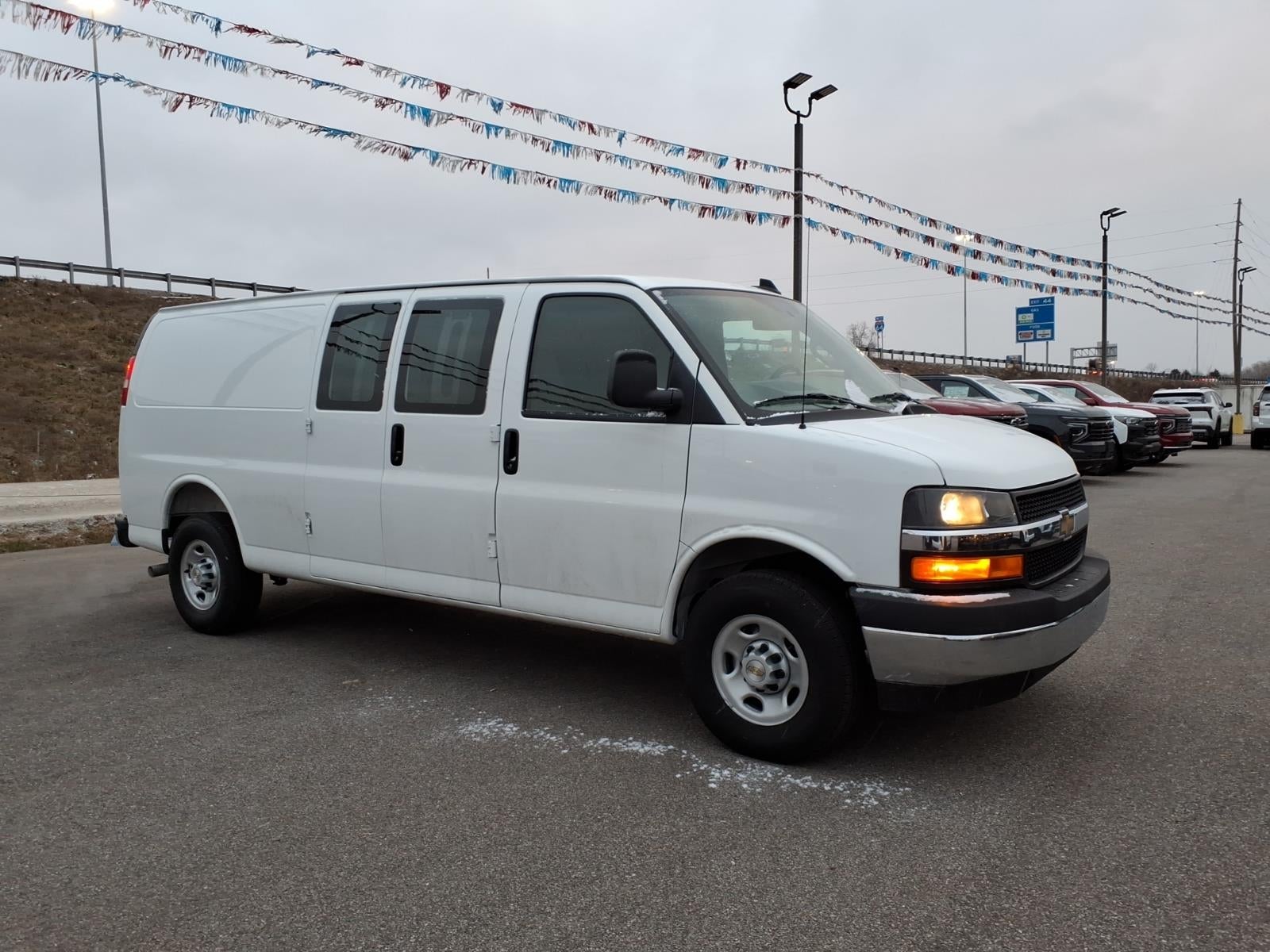 2025 Chevrolet Express Cargo 2500 WT