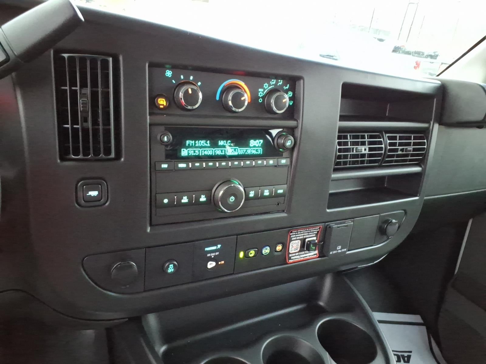 2025 Chevrolet Express Cargo 2500 WT