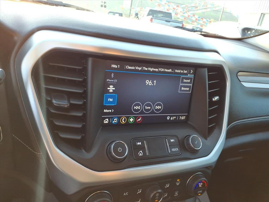 2023 GMC Acadia SLE