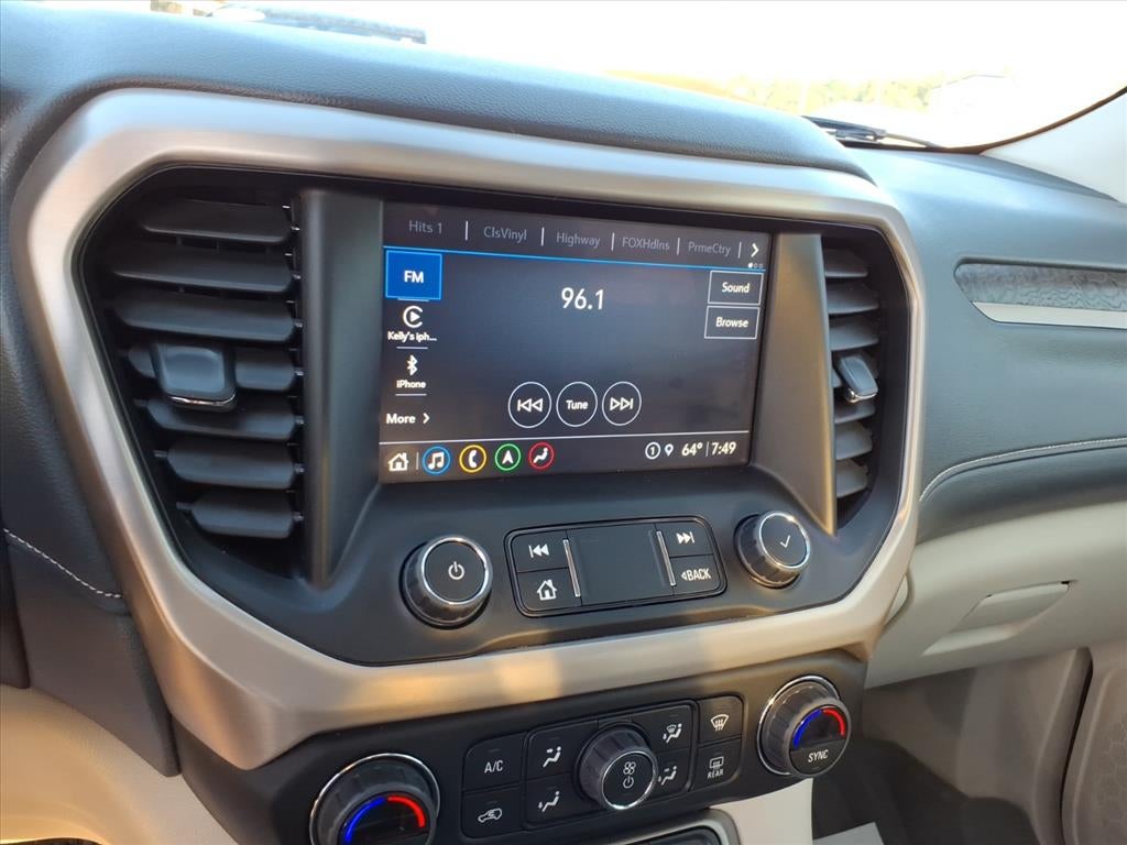 2023 GMC Acadia Denali