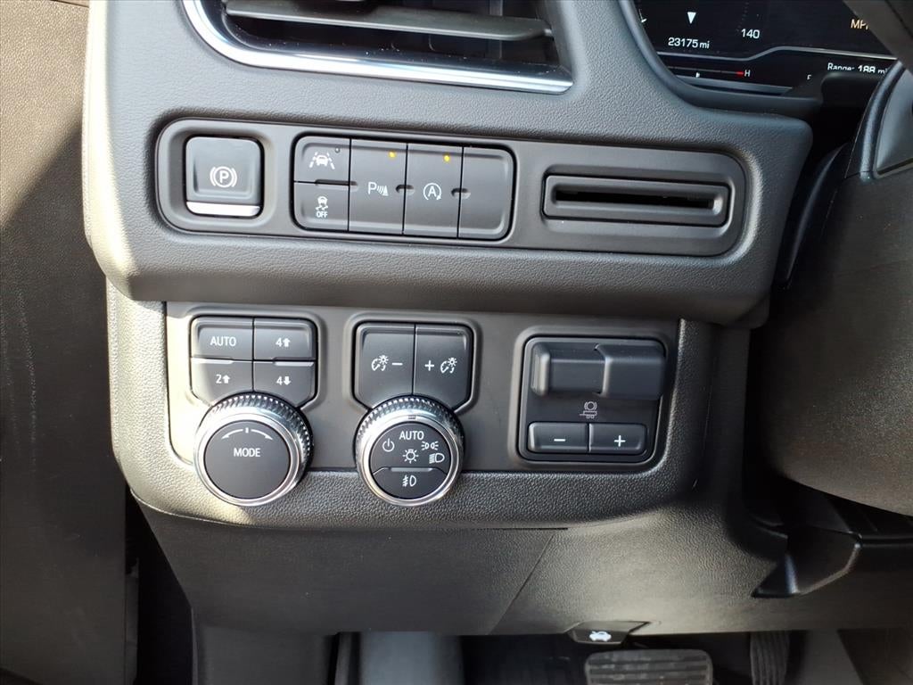 2024 GMC Yukon SLT