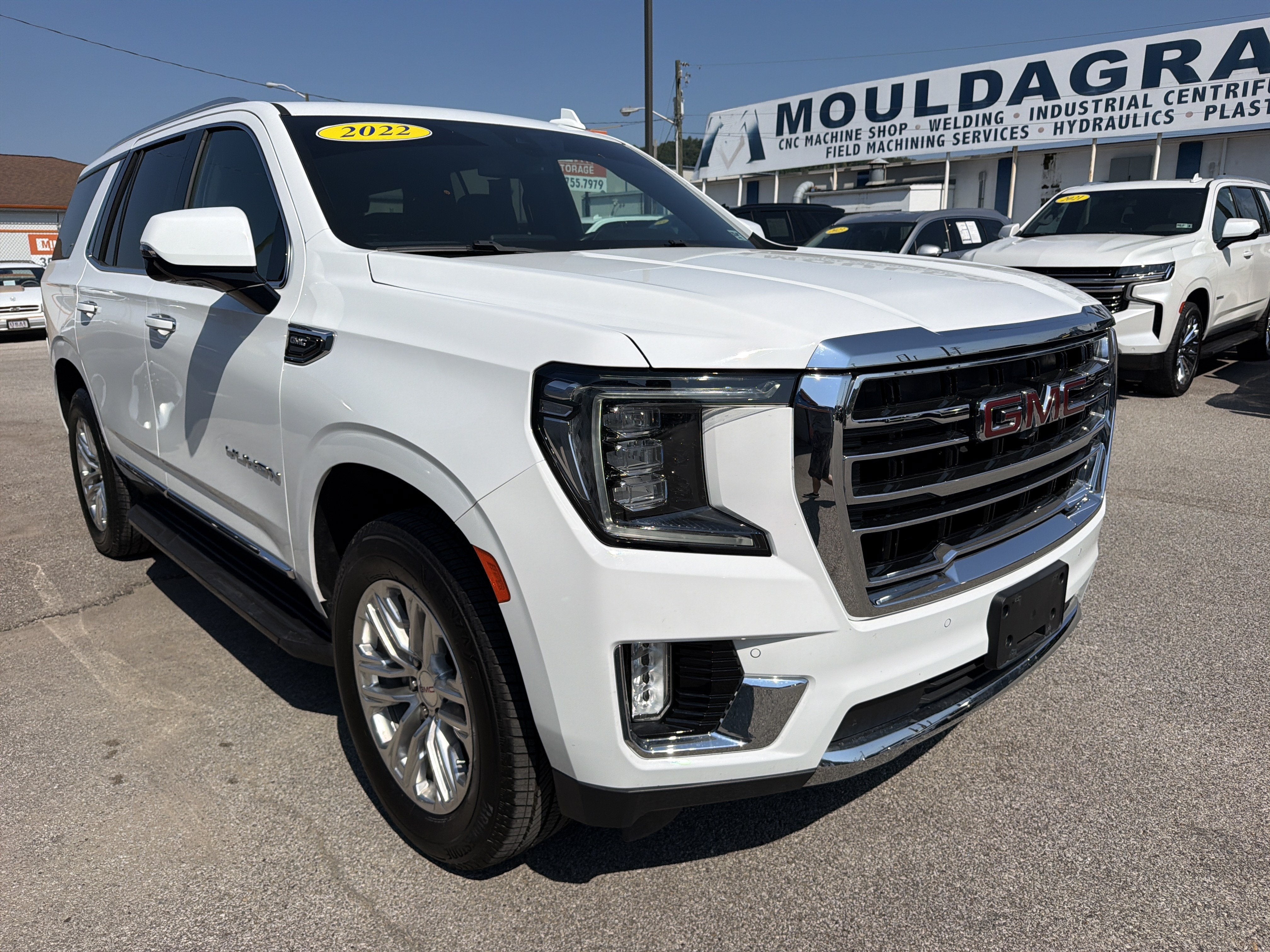 2022 GMC Yukon SLT