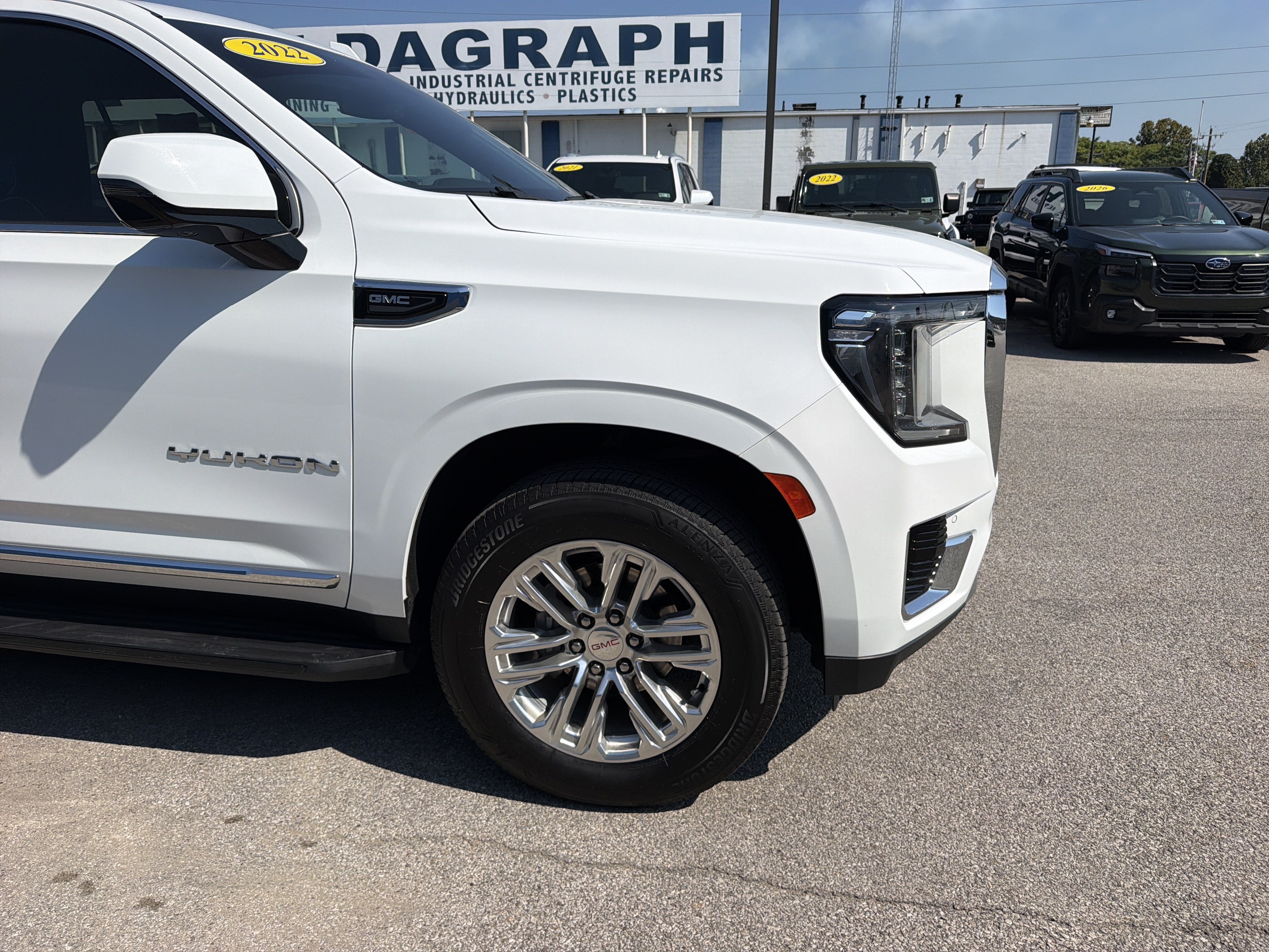 2022 GMC Yukon SLT