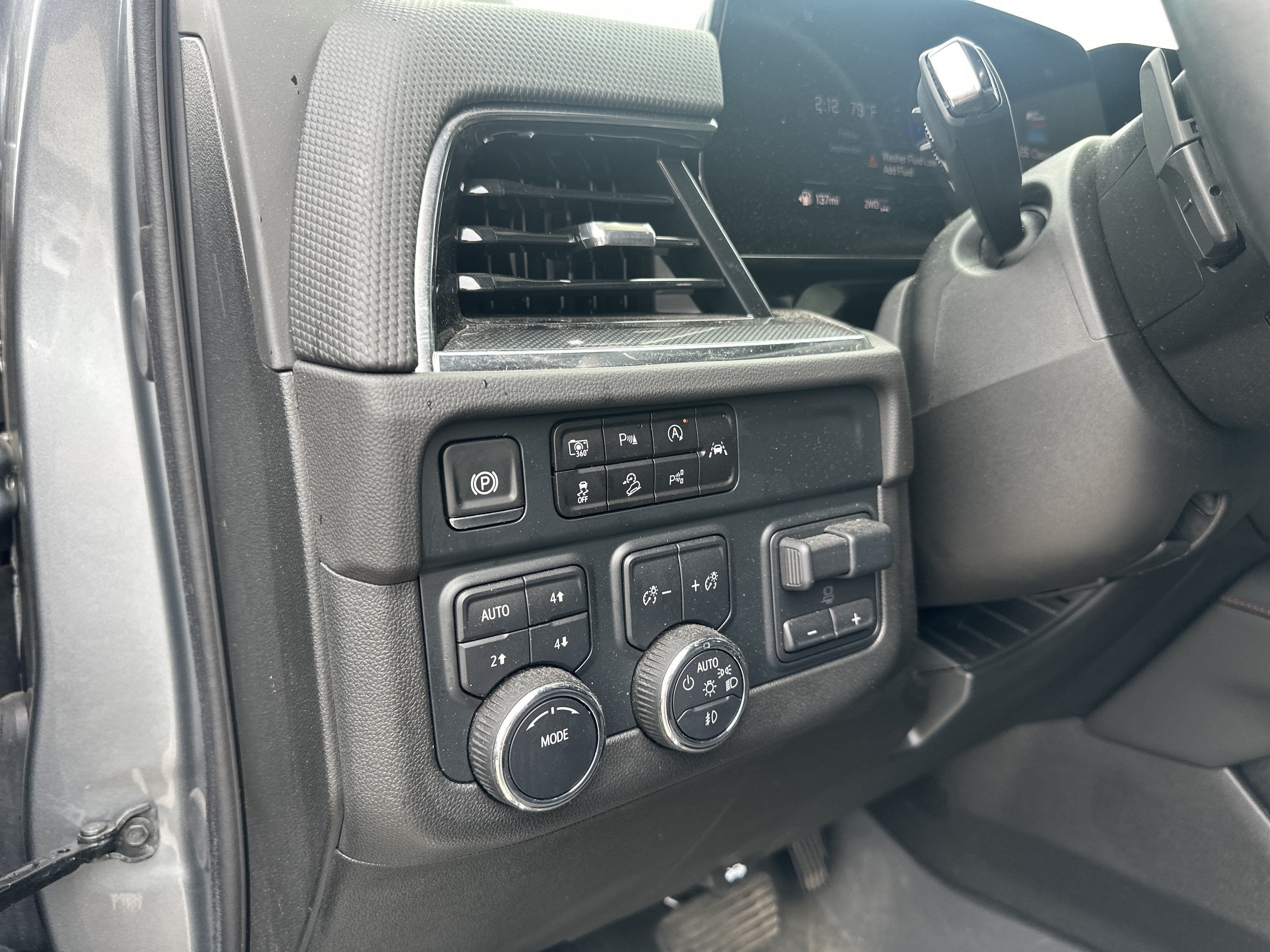 2025 Chevrolet Tahoe RST