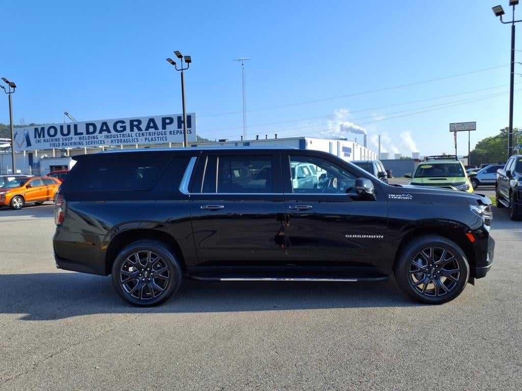 2023 Chevrolet Suburban High Country