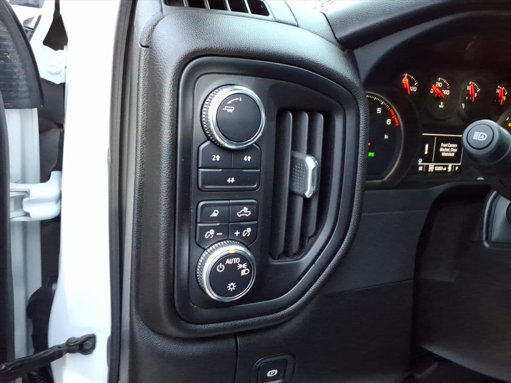 2025 GMC Sierra 2500 HD Pro