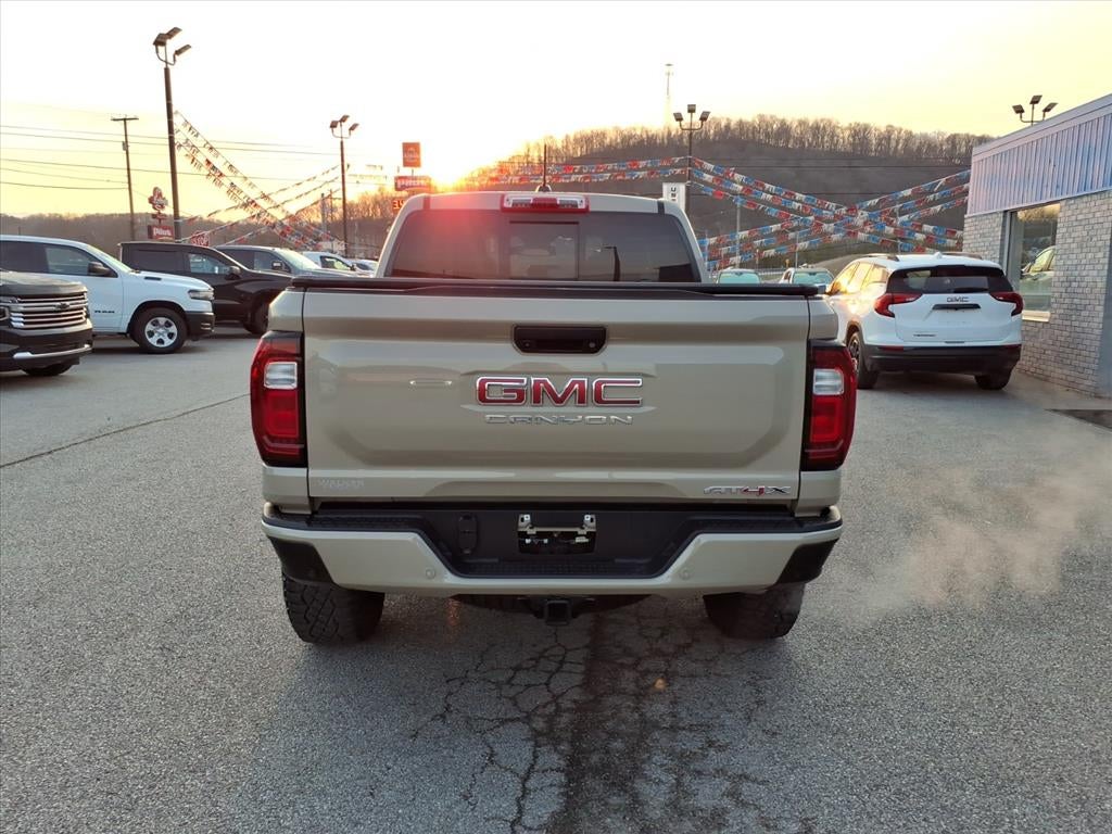 2024 GMC Canyon AT4X