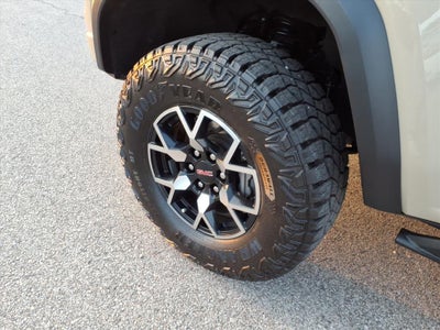 2024 GMC Canyon AT4X