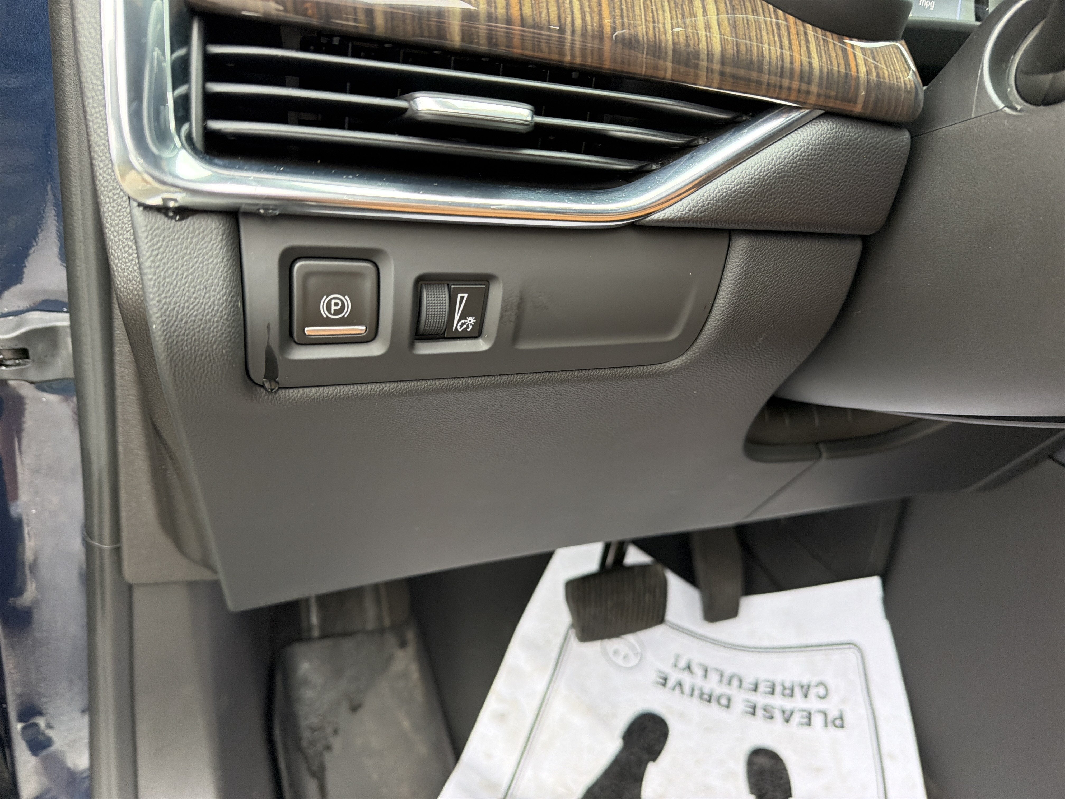 2021 Cadillac XT4 AWD Premium Luxury