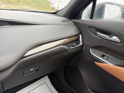 2021 Cadillac XT4 AWD Premium Luxury