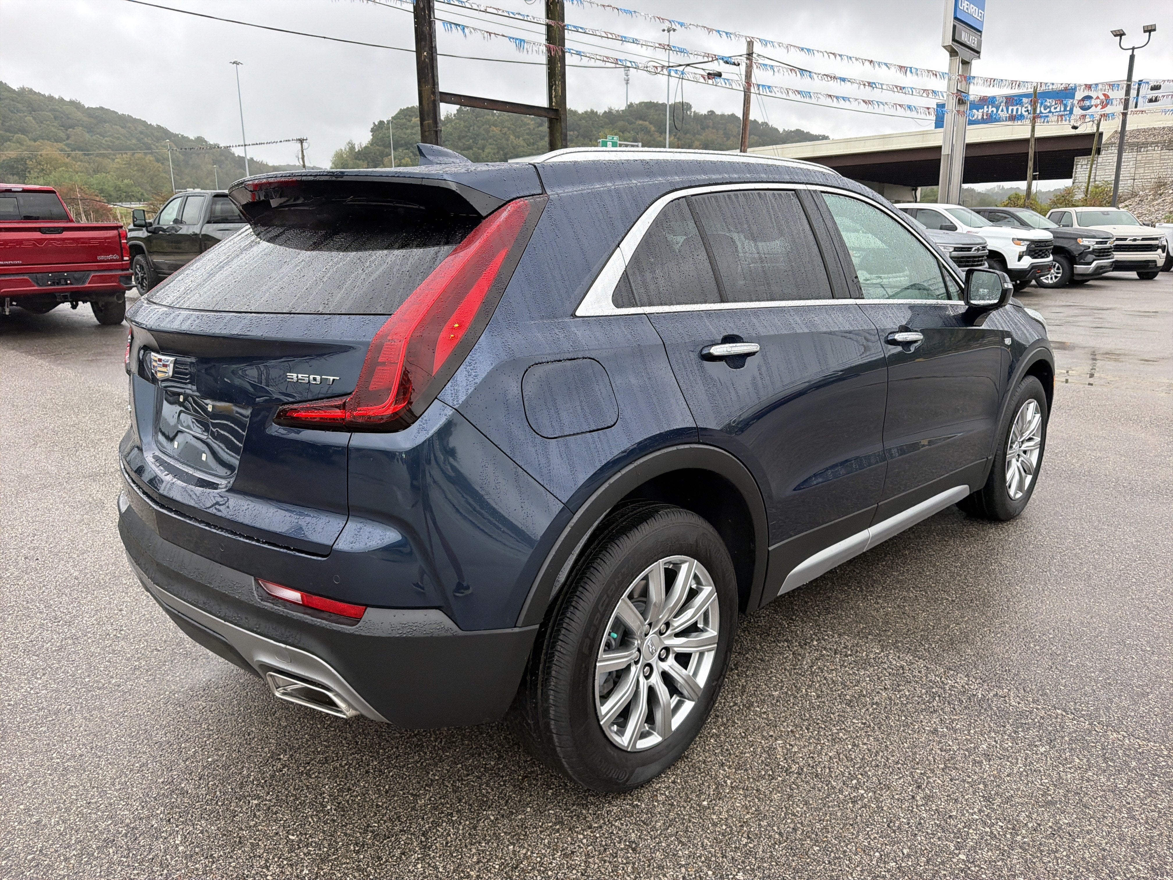 2021 Cadillac XT4 AWD Premium Luxury