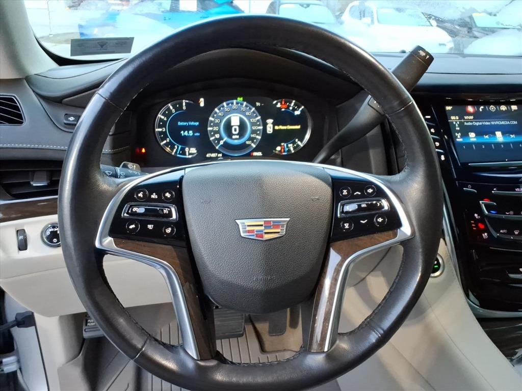 2018 Cadillac Escalade Luxury