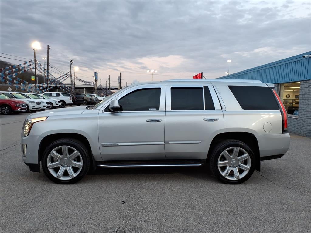 2018 Cadillac Escalade Luxury