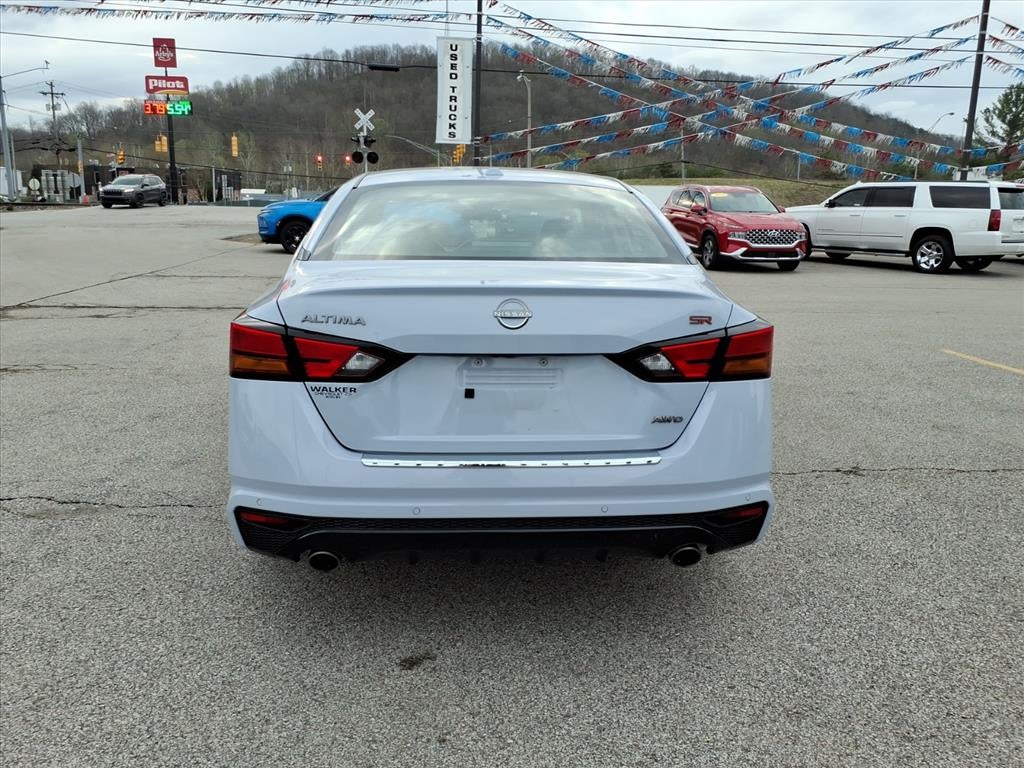 2023 Nissan Altima SR Intelligent AWD
