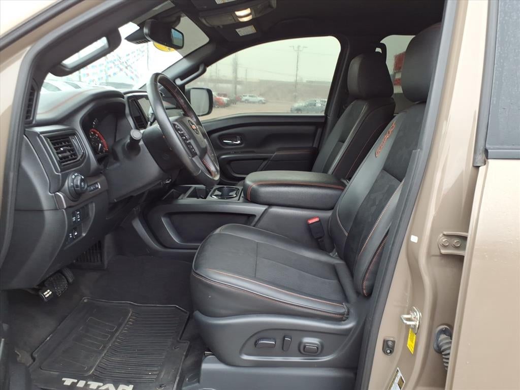 2021 Nissan TITAN Crew Cab PRO-4X 4x4