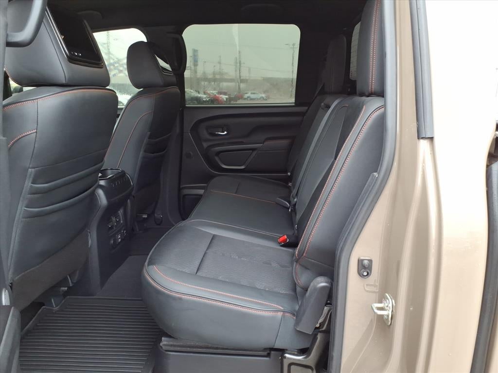 2021 Nissan TITAN Crew Cab PRO-4X 4x4