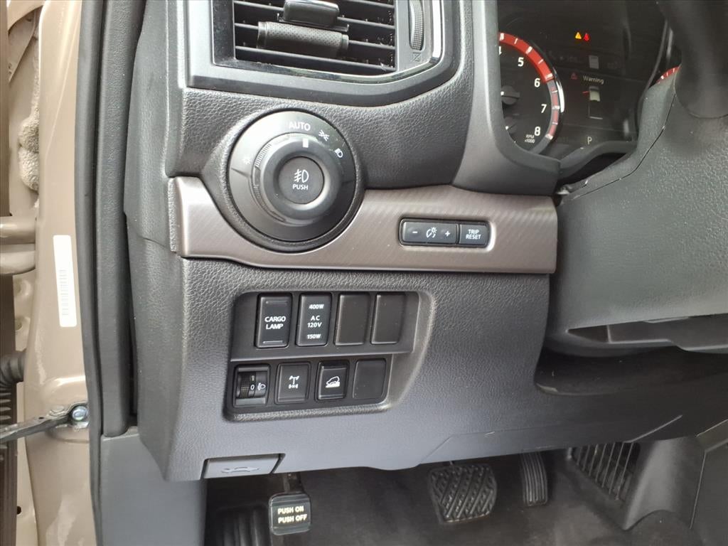 2021 Nissan TITAN Crew Cab PRO-4X 4x4