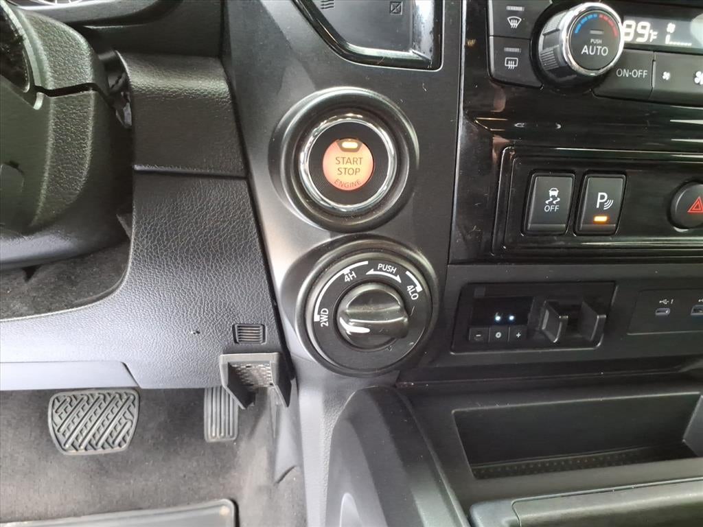 2021 Nissan TITAN Crew Cab PRO-4X 4x4
