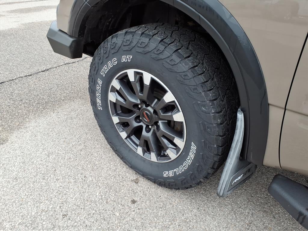 2021 Nissan TITAN Crew Cab PRO-4X 4x4