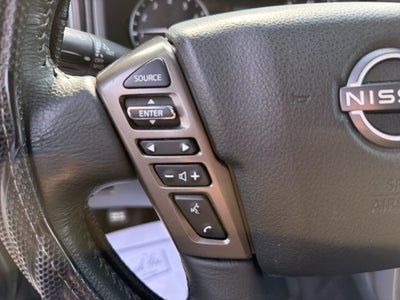 2024 Nissan TITAN Crew Cab SV 4x4
