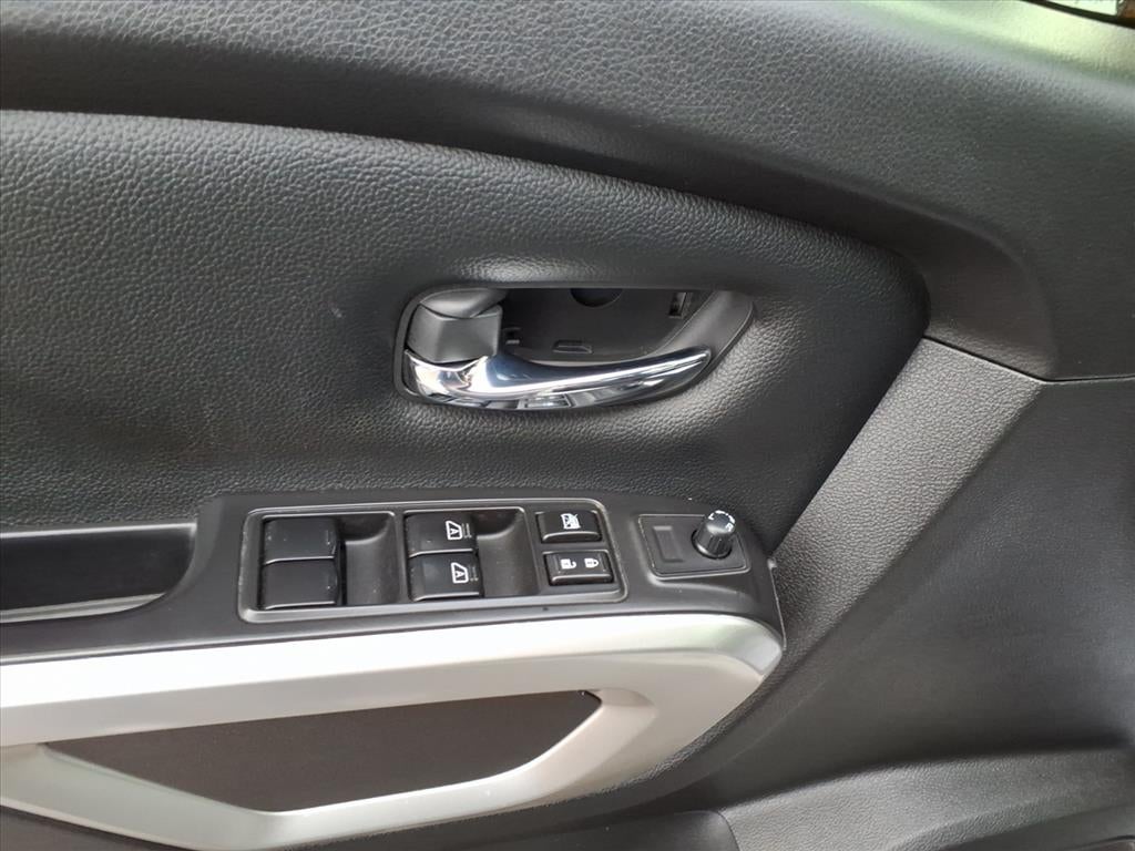 2021 Nissan TITAN Crew Cab SV 4x4