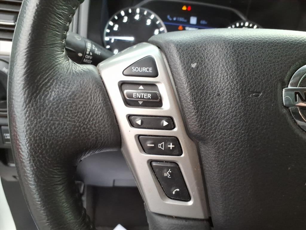 2021 Nissan TITAN Crew Cab SV 4x4