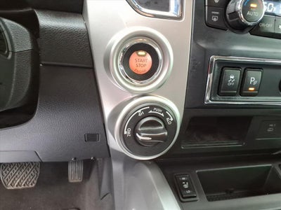 2021 Nissan TITAN Crew Cab SV 4x4