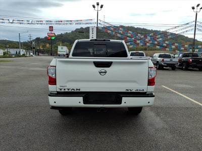 2021 Nissan TITAN Crew Cab SV 4x4