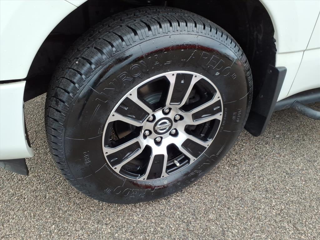 2021 Nissan TITAN Crew Cab SV 4x4