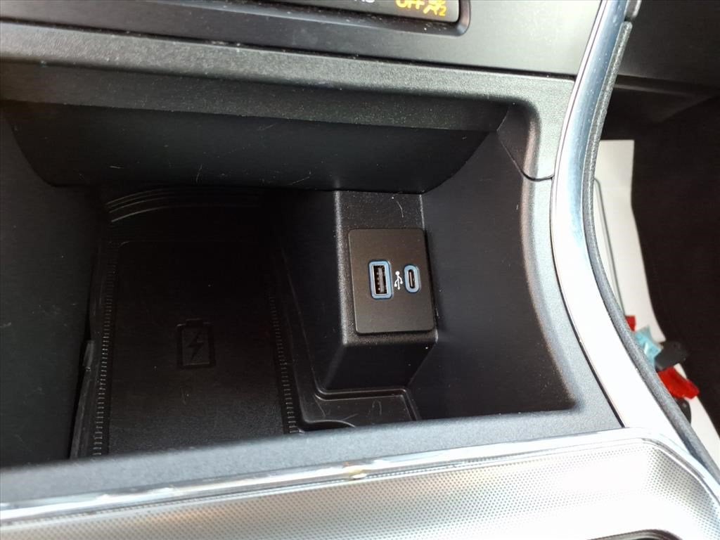 2024 Ford Edge Titanium - Photo 22