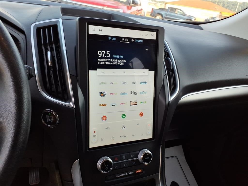 2024 Ford Edge Titanium - Photo 24